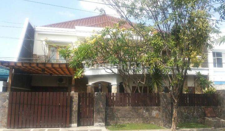 Rumah di Semolowaru Selatan, Full Furnished, ada Taman belakang luas, Siap Huni 1