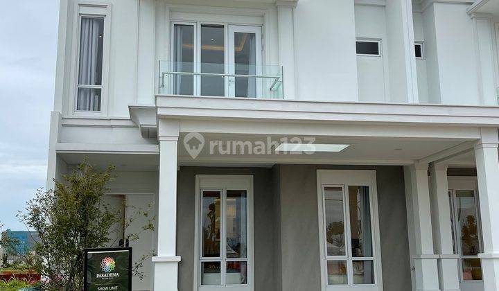 RUMAH KEKINIAN SHOW UNIT PASADENA PARAMOUNT SERPONG 8x18 2