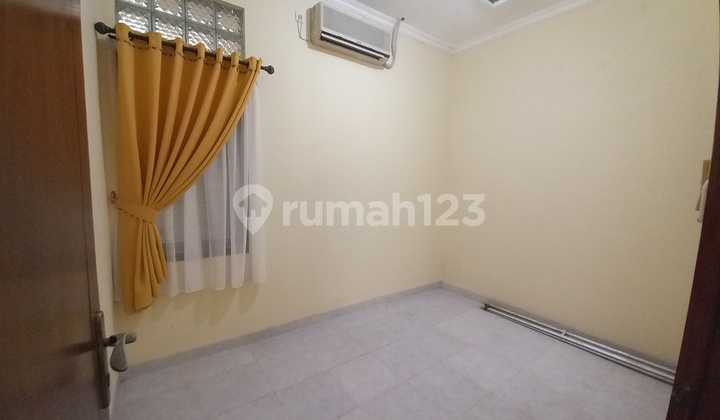 Rumah Purianjasmoro Siap Pakai Dekat Bandara Semarang Barat 2