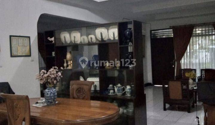 RUMAH LUAS, LOKASI STRATEGIS, ROW JALAN LEBAR, BEBAS BANJIR, HARGA NEGO 2