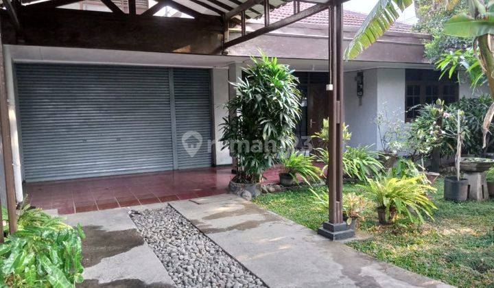 RUMAH LUAS, LOKASI STRATEGIS, ROW JALAN LEBAR, BEBAS BANJIR, HARGA NEGO 1