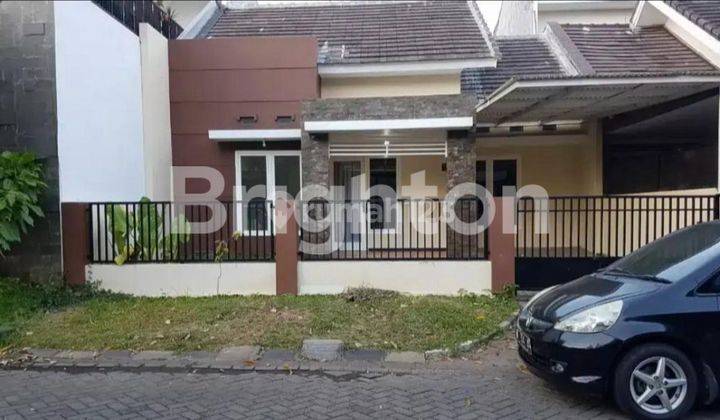 RUMAH  AREA PERMATA JINGGA SOEKARNO HATTA LOWOKWARU MALANG 1