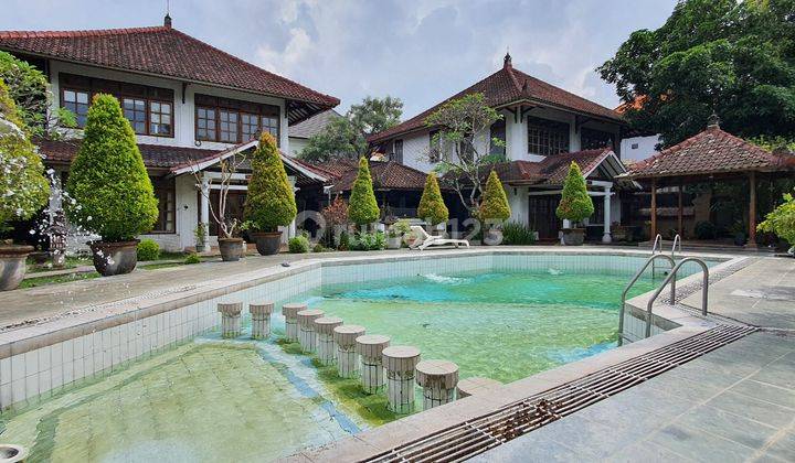 Turun Harga Dijual Villa Lokasi Premium Dekat Pusat Kota di Renon, Sanur 1