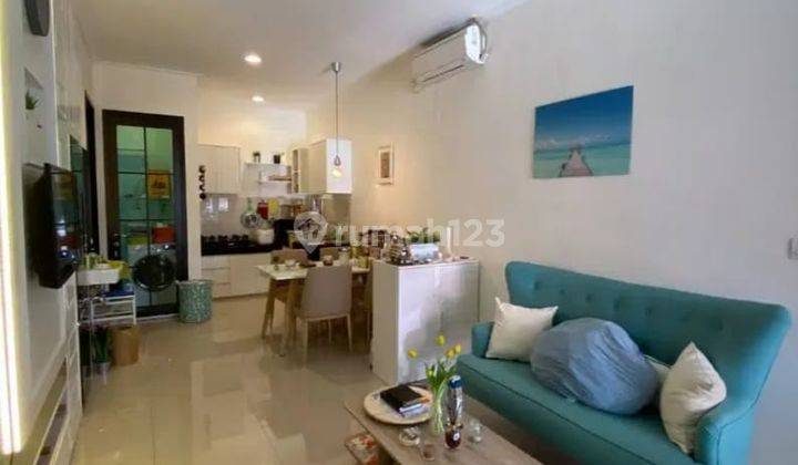 Rumah 2 Lantai Furnished Bagus Green Village Cipondoh Tangerang 2