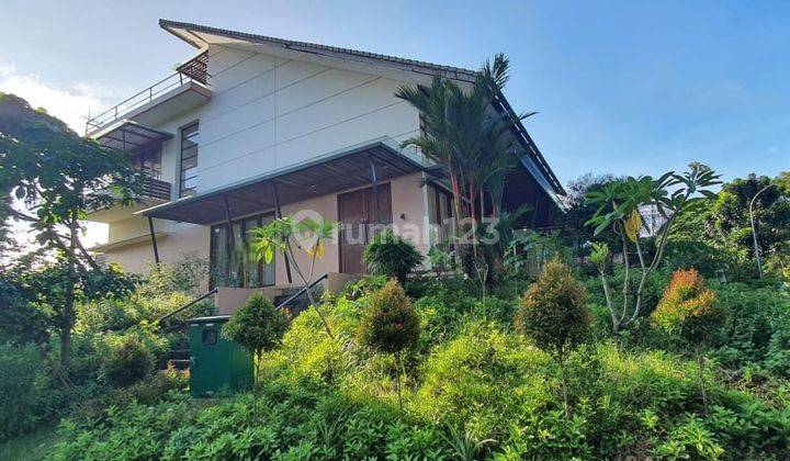 Rumah 2 lantai serasa tinggal di villa Greencove BSD Serpong 1