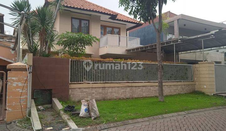 Rumah Semi Furnish Disewakan di Graha Family, Surabaya 1