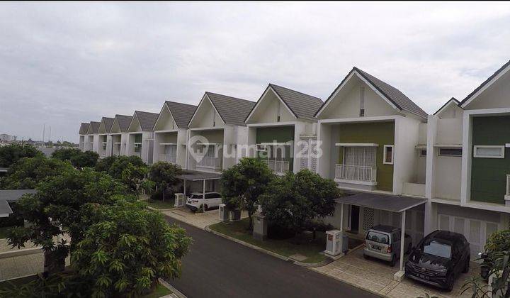 Disewakan Rumah Sumarecon Bandung 2