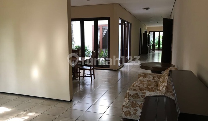 RUMAH PRIME AREA di IMAM BONJOL, DIPONEGORO - MENTENG 2