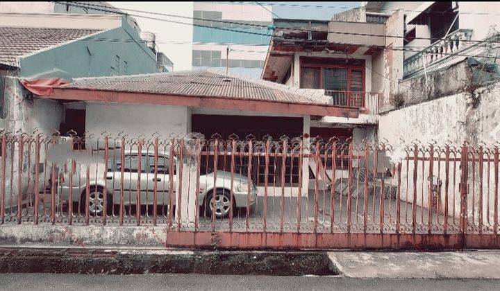 Rumah tua belum di renovasi 1