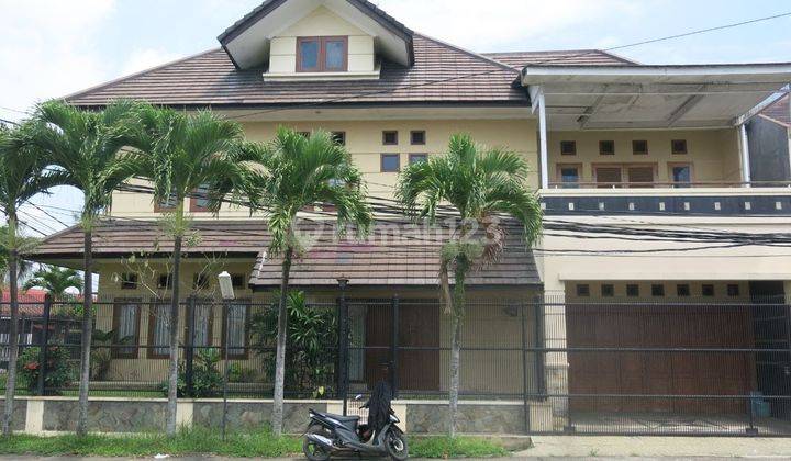 Rumah Nyaman Dua Lantai di Taman Kopo Indah TKI 2 Bandung 1