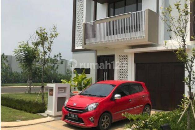 Rumah Summarecon Bandung Cynthia 8 Corner Premium 1