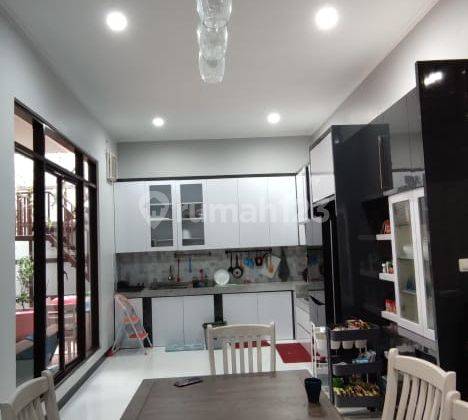 Rumah murah minimalis  Furnished Taman Kopo Indah 3 Bandung 1