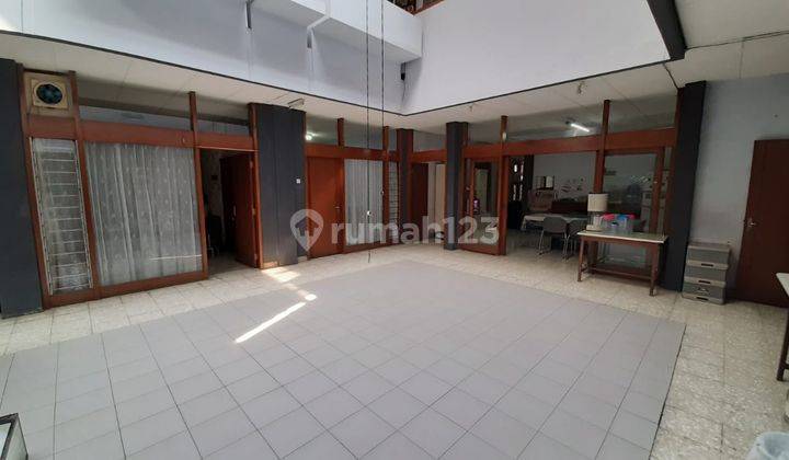 Rumah di pusat Kota Bandung, dekat ITC Kebon Kelapa 2