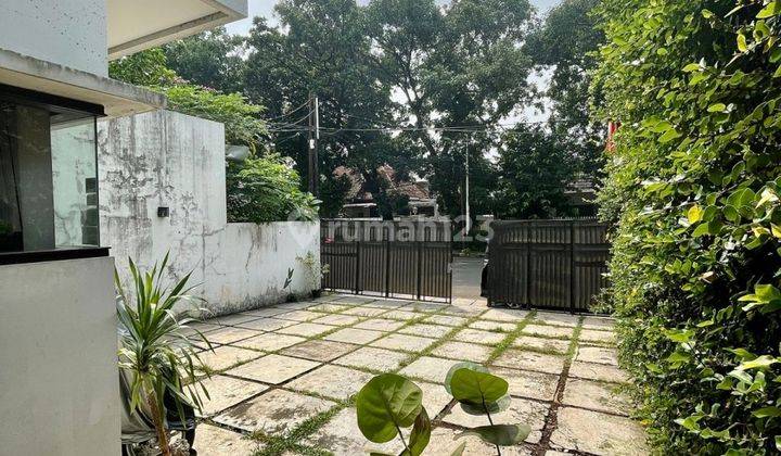 DIJUAL RUMAH BAGUS JARANG ADA at Jl YUSUF ADIWINATA, MENTENG 1