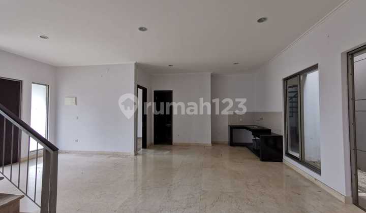 Rumah Golf Island 8x15 Unfurnish 2