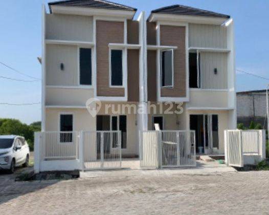 Rumah Baru 2 Lt di Perumahan Rungkut Modern, desain Modern Minimalis 2