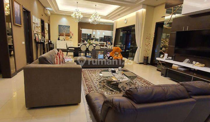 Rumah Mewah Full Furnished di KBP Kota Baru Parahyangan Bandung 1