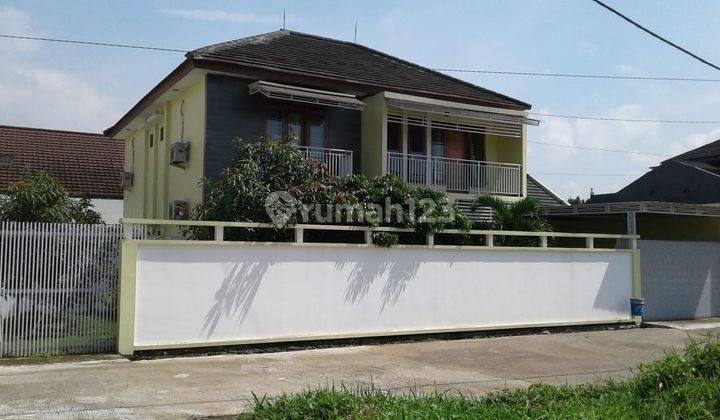 Rumah 2 lt dgn kamar tidur banyak cocok untuk kost2an, harga nego 1