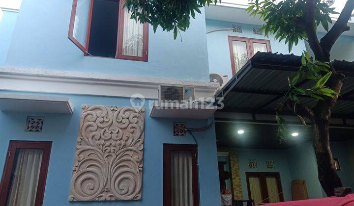 Selling a 2-storey house on Jalan Nangka Selatan Denpasar  1