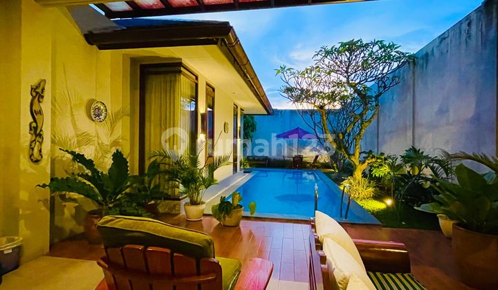 Rumah Mewah Asri Nyaman di Geger Kalong Bandung Utara Rumah Mewah Asri Nyaman di Geger Kalong Bandung Utara