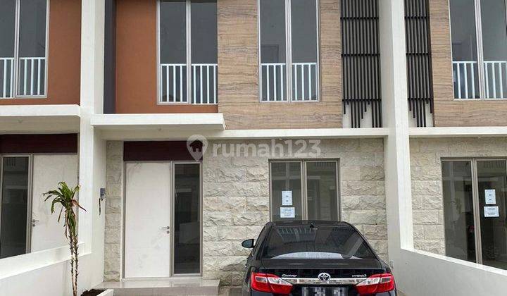 Rumah 2 Lantai Hak Guna Bangun di Greenland Residence, Surabaya 1