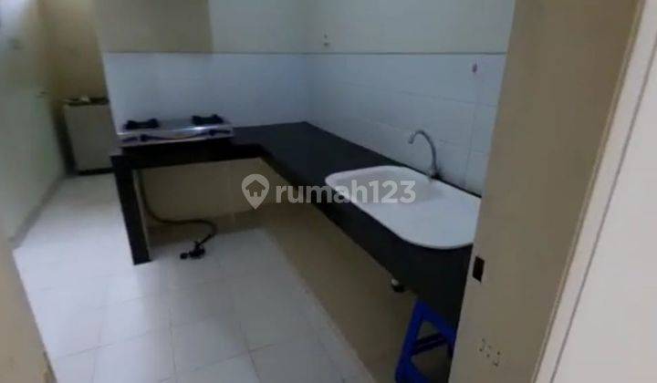 Rumah 2 Lantai Semi Furnished Hak Guna Bangun di Wisata Bukit Mas Du Lyon, Surabaya 2