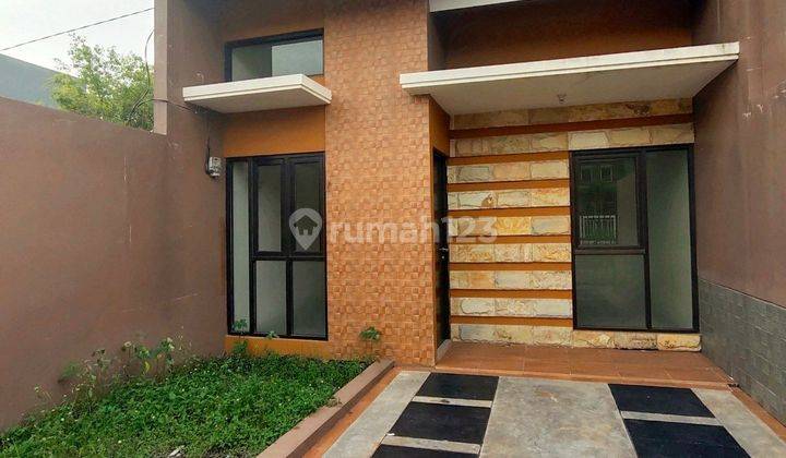 Rumah baru gress di Wage Taman 1