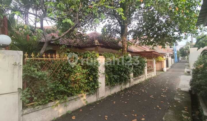 Rumah sejuk lingkungan tenang dekat tol dan stasiun 2