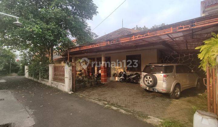 Rumah sejuk lingkungan tenang dekat tol dan stasiun 1