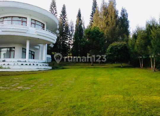 Villa Mewah di Lembang Bandung Turun Harga Murah Full Furnish 2