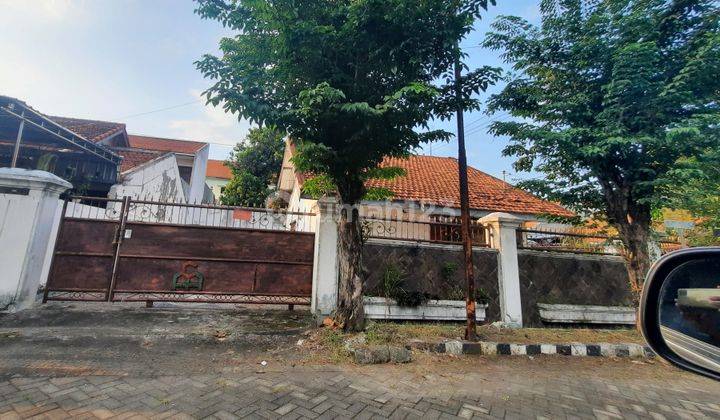 Rumah Hitung Tanah Medokan Asri Barat 2