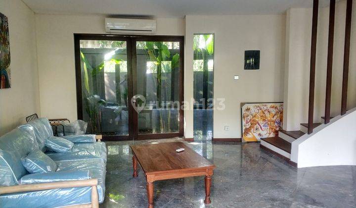 VILLA MURAH DEKAT PANTAI SEMINYAK  2