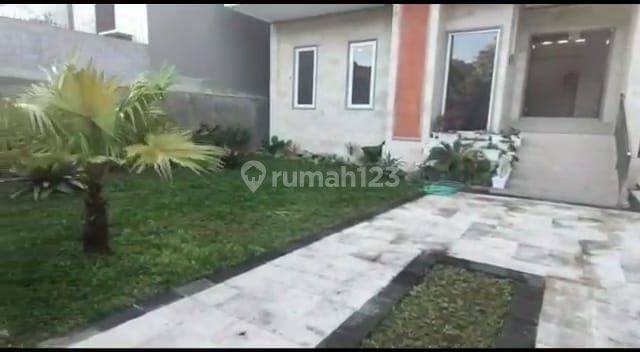 rumah eksklusif di renon  2