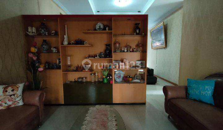 Dijual rumah 2 lantai posisi Hoek di cluster taman sari harapan indah Bekasi 2