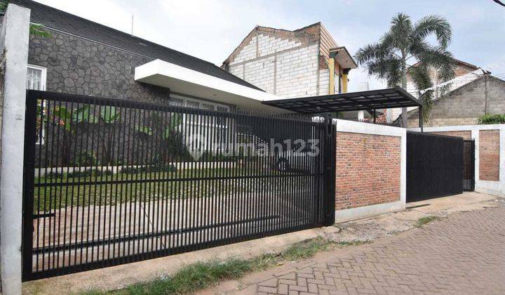 Dijual rumah asri daerah bintaro tangerang selatan 2