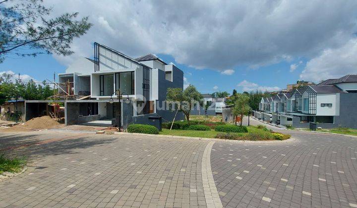 Rumah Mewah Asri Ready Stock Kolam Renang Di Setiabudi Bandung 1