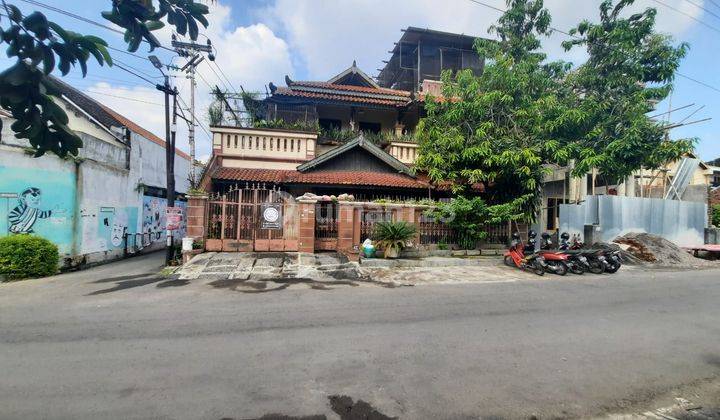 rumah siap pakai di tengah kota solo  1