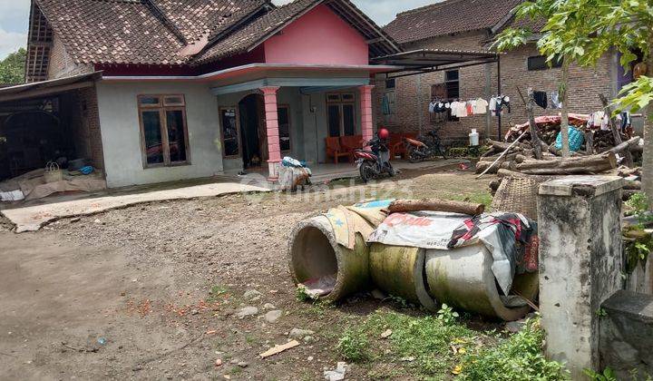 rumah dengan halaman dluas di teras boyolali 1