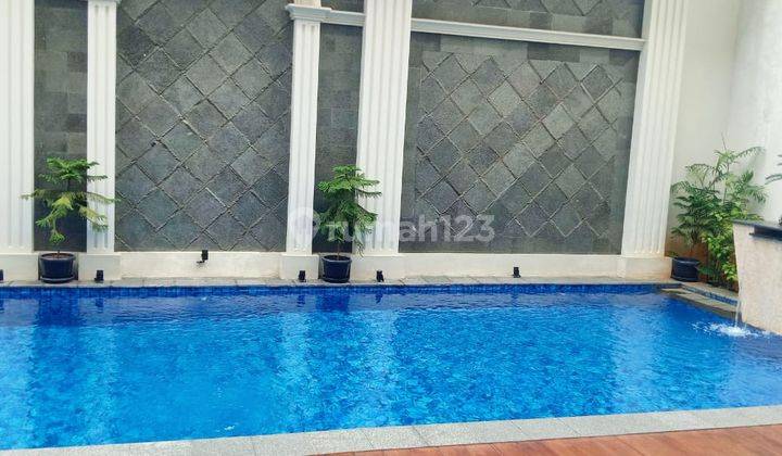 Dijual cepat rumah super gressss cakep puolll di Menteng
ada olam renang jakpus 1