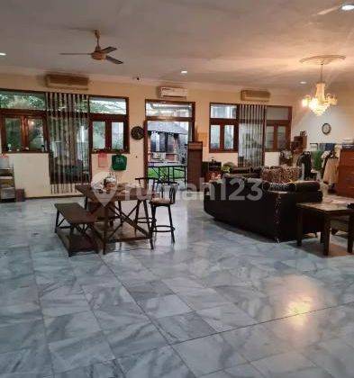 DIJUAL RUMAH (Semi furnished)DI JL. KEMANG TIMUR RAYA  MAMPANG PRAPATAN JAKARTA SELATAN  1