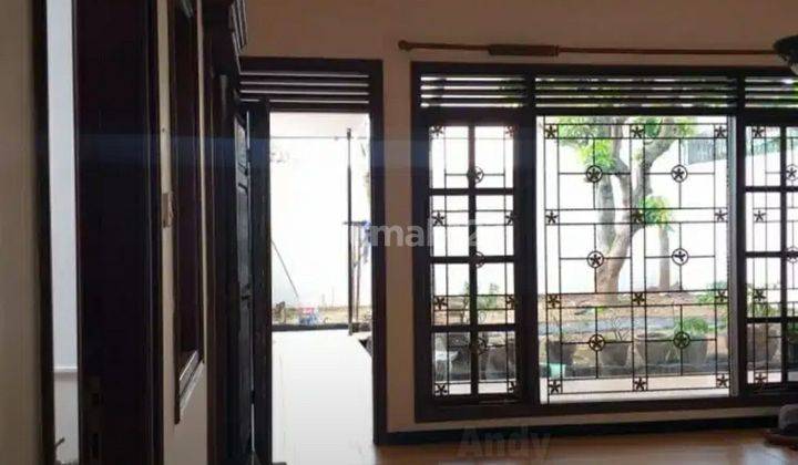 Rumah Bagus siap pakai di Jl. Papandayan, Semarang 2