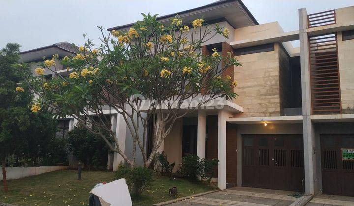 Dijual Rumah cantik di cluster Ritzone Icon BSD 1