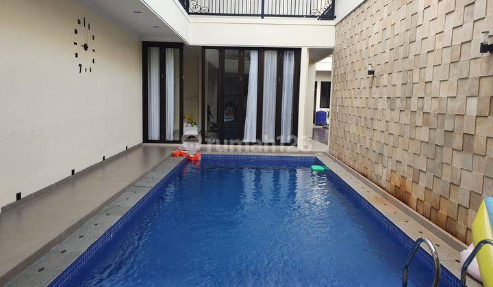 Rumah Mewah Di Pasar Rebo Jaktim Ada Swimming Pool 2