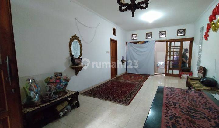 Rumah Lokasi Strategis di Dago dekat Universitas Bandung 2