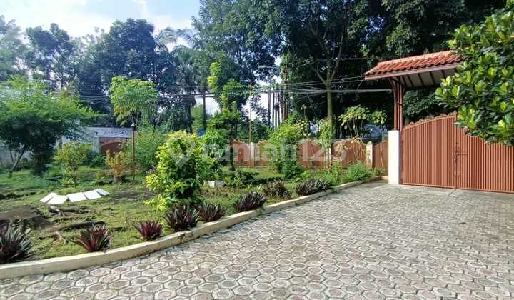 Rmh Luas, Asri,Bagus JL. Geger Kalong Mainroad 2