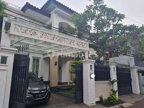 Rumah Modern Dan Indah Di Cipete Selatan Kebayoran Baru 1