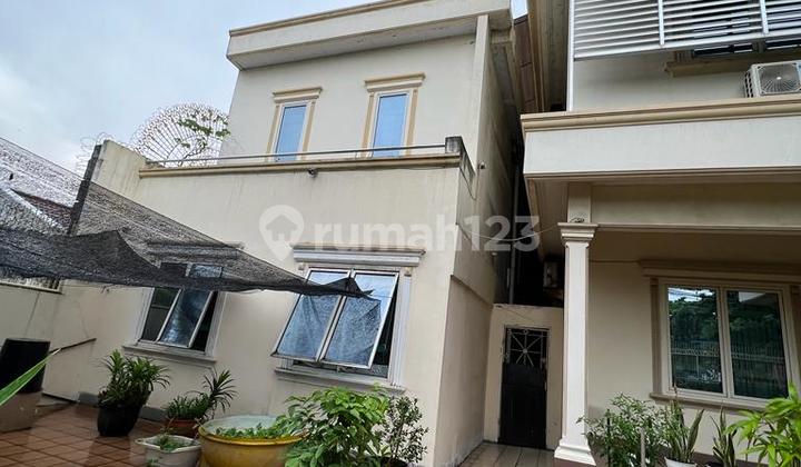 Rumah di Pluit Utara Raya, lokasi Strategis, Nego