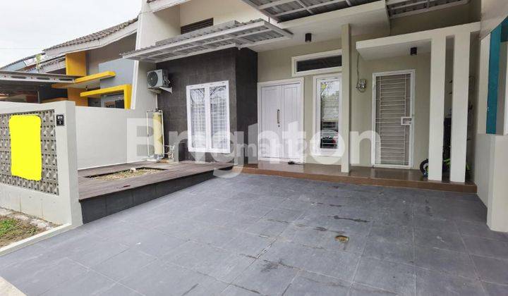 RUMAH MINIMALIS DI PERUMAHAN WIKA 1