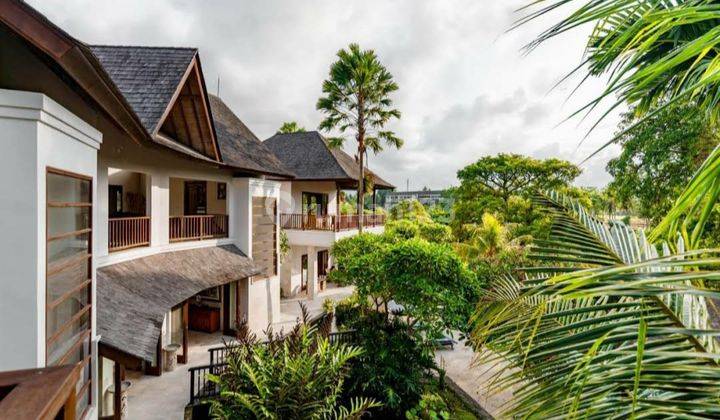 VILLA WITH VIEW OF FIELD, FOREST, RIVER IN UBUD 1