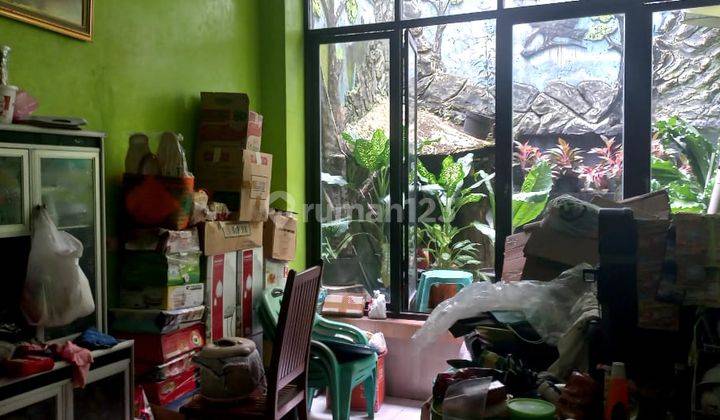 Turun harga Rumah 2 lantai hadap timur Edelweis Taman royal 2